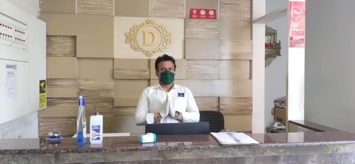 Super Hotel O Divine Residency Near Phoenix Marketcity Mumbai  Buitenkant foto