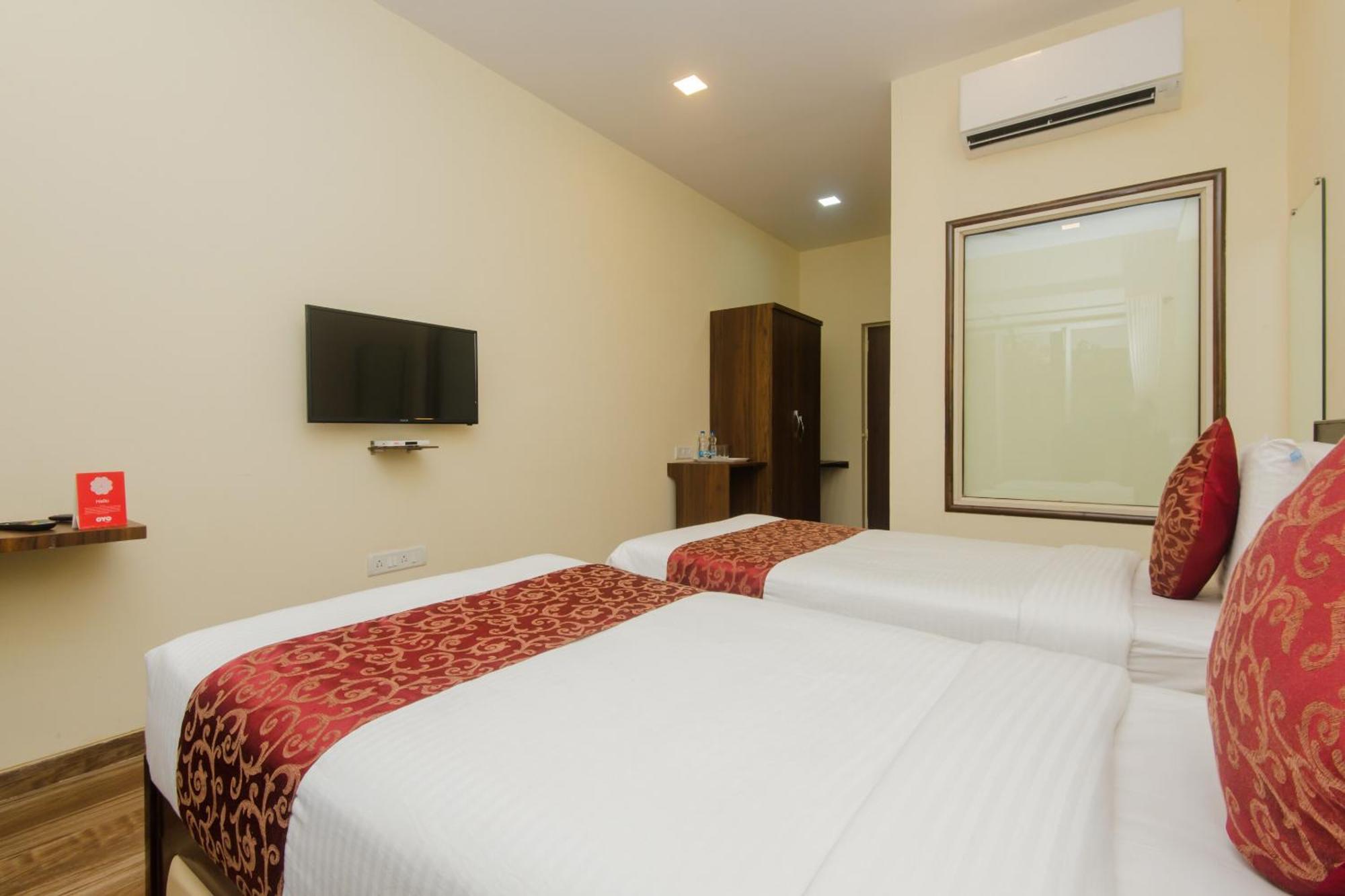 Super Hotel O Divine Residency Near Phoenix Marketcity Mumbai  Buitenkant foto