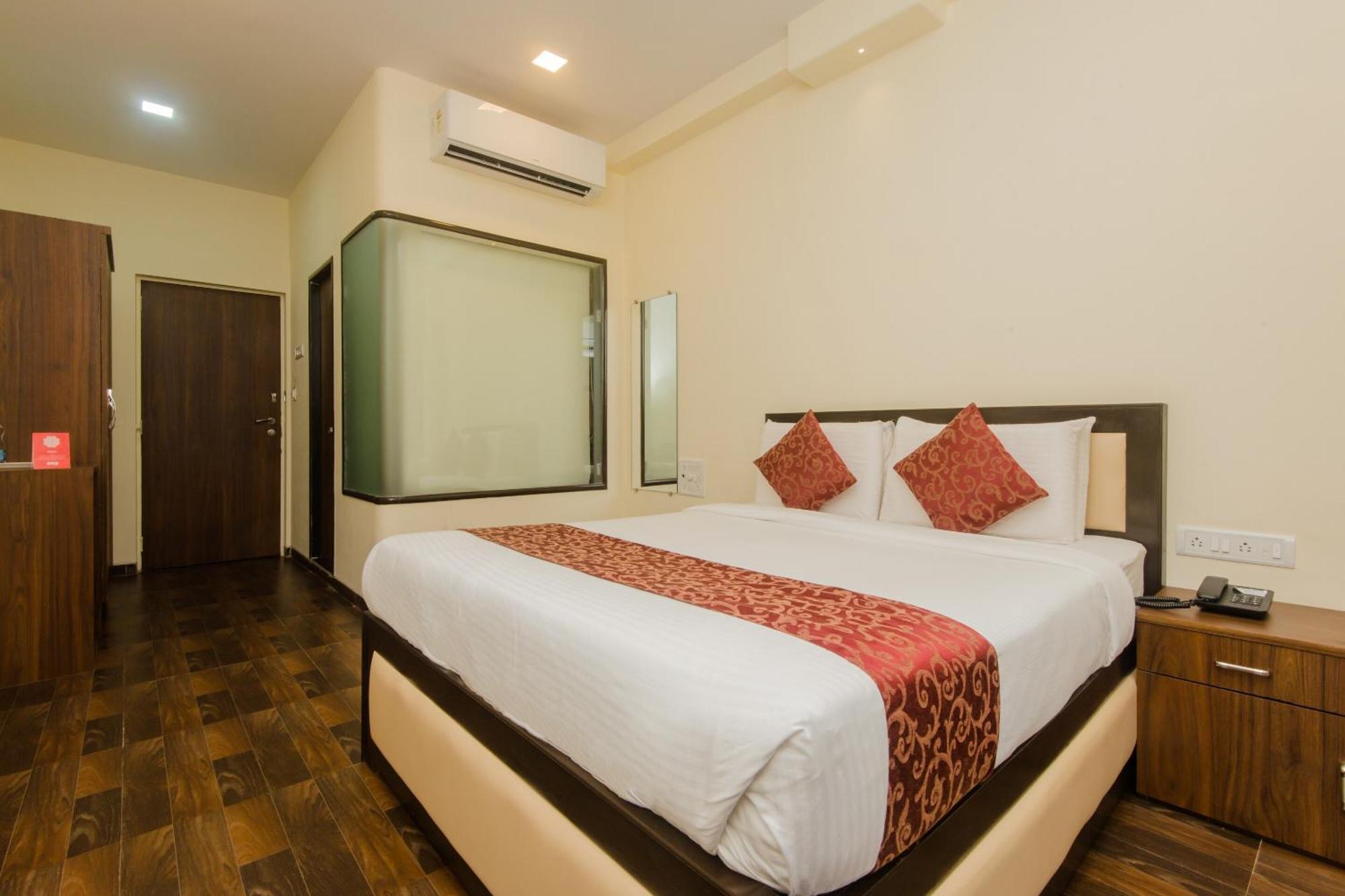 Super Hotel O Divine Residency Near Phoenix Marketcity Mumbai  Buitenkant foto