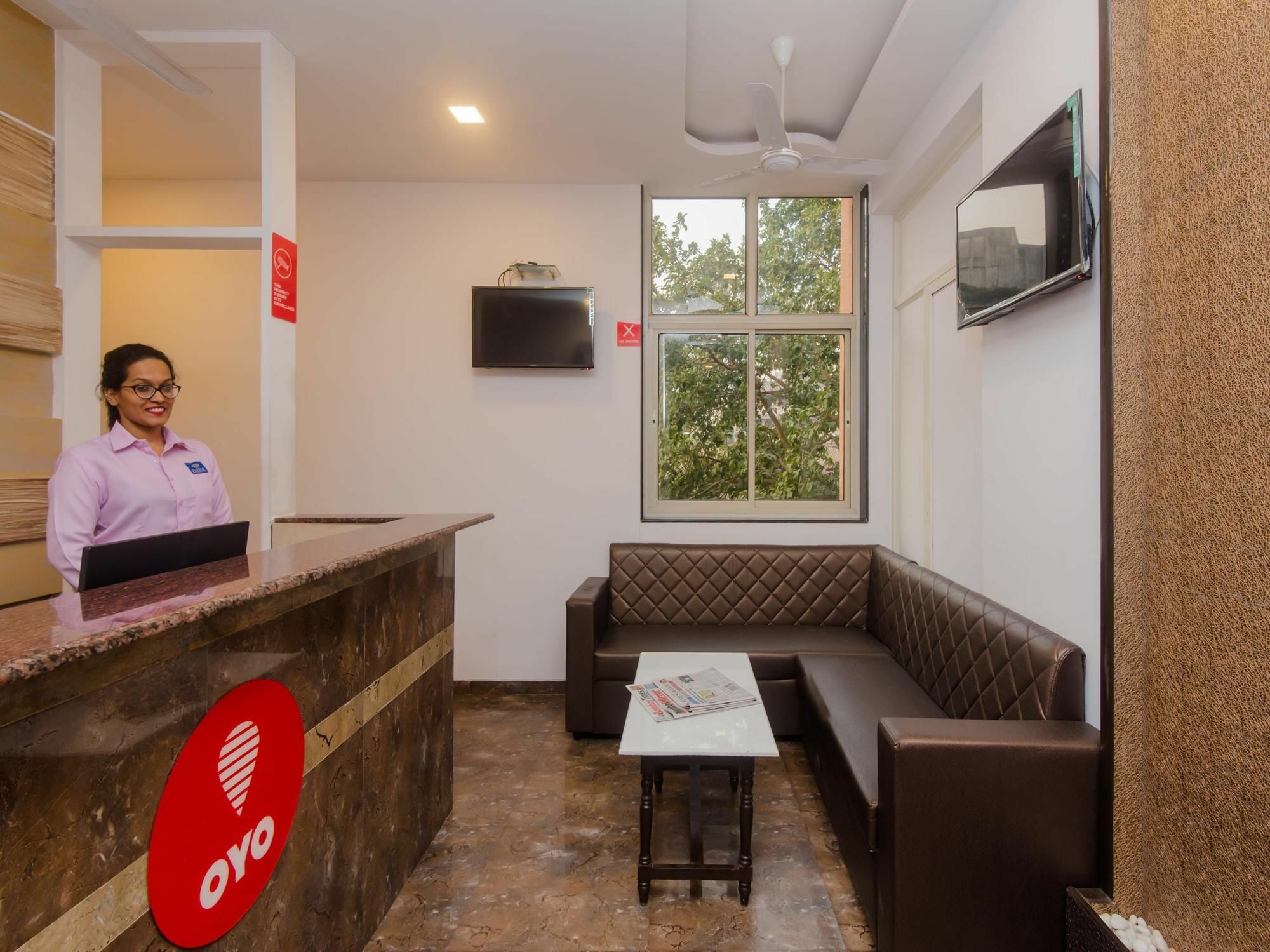 Super Hotel O Divine Residency Near Phoenix Marketcity Mumbai  Buitenkant foto